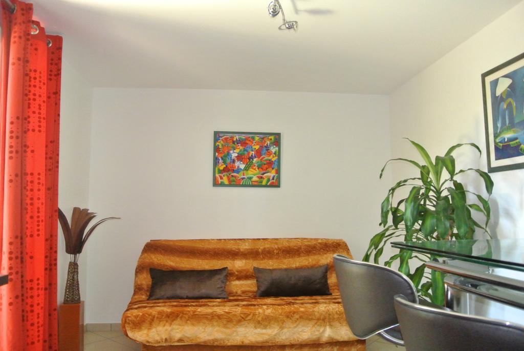 A L'Oree Du Bois Rillieux-la-Pape Quarto foto